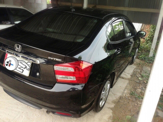 ขายhondacity 2013 สีดำ สภาพสวย 175000