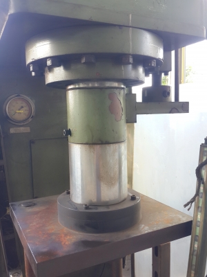 ขายแท่นอัดไฮโดรลิค