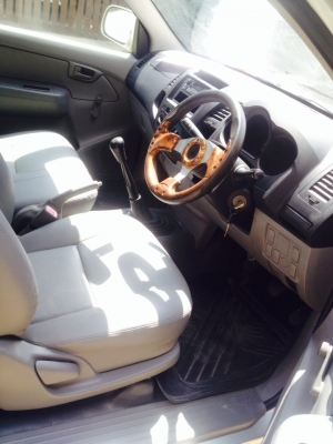 รถสวย จัดเต็ม ขั้นเทพ TOYOTA VIGO J ตอนเดียว เครื่อง 2500 ซีซี ปี 2006 รถสวย จัดเต็ม ขั้นเทพ TOYOTA VIGO J ตอนเดียว เครื่อง 2500 ซีซี ปี 2006