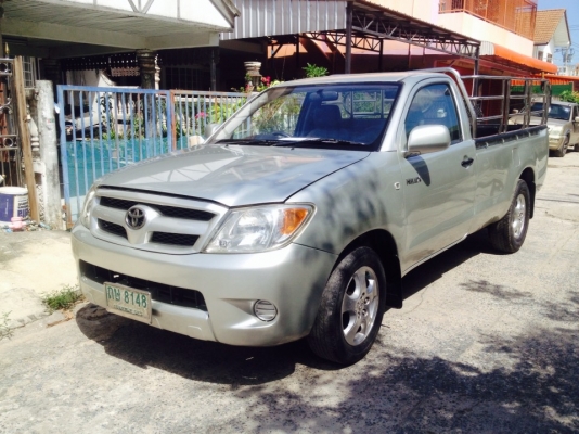 รถสวย  จัดเต็ม ขั้นเทพ  TOYOTA VIGO  J  ตอนเดียว   เครื่อง 2500  ซีซี  ปี 2006