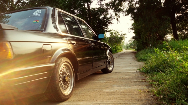 ขายด่วน BMW 316 ราคา 47,000 ถึงวันที่ 6 เม.ย. นี้