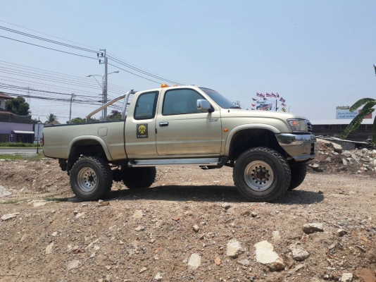 รถปี 02 เครื่อง 1 uz auto วางคาน LN106