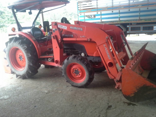 ขาย รถแทร็คเตอร์ คูโบต้า รุ่น L4718 สภาพดี