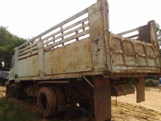 ขายดาว์นรถสิบล้อดัมพ์ Hino F17 เครื่องเดิม - 165 แรง ส่งต่อ 48 งวด ๆ ละ 14,000 บาท