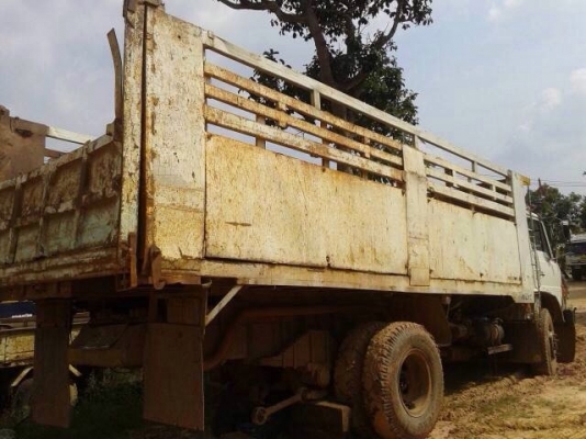 ขายดาว์นรถสิบล้อดัมพ์ Hino F17 เครื่องเดิม - 165 แรง ส่งต่อ 48 งวด ๆ ละ 14,000 บาท