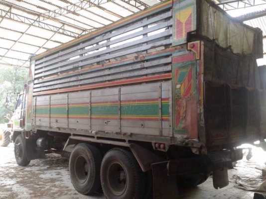 ขายรถบรรทุกสิบล้อดัมพ์ ISUZU ROCKY เครื่องส้ม 175 แรง เกียร์เดิม 2 เพลา กระบะดัม์มิเนียม ทะเบียนพร้อม