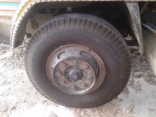 ขายรถบรรทุกสิบล้อดัมพ์ ISUZU ROCKY เครื่องส้ม 175 แรง เกียร์เดิม 2 เพลา กระบะดัม์มิเนียม ทะเบียนพร้อม