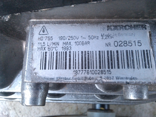 เครื่องฉีดน้ำแรงดันสูง