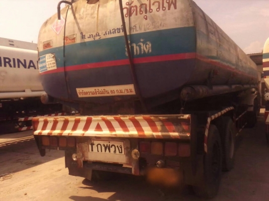 รถฮีโน่ 10 ล้อ บรรทุกน้ำมัน FM3M 240 แรงม้า. สนใจติดต่อ 081 - 6079515 รถฮีโน่ 10 ล้อ บรรทุกน้ำมัน FM3M 240 แรงม้า. สนใจติดต่อ 081 - 6079515