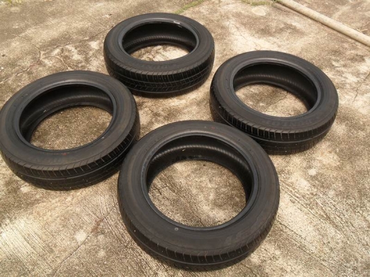 ขายยาง ดันล็อป Dunlop-SP31ขนาด175/60ขอบ15นิ้ว ปี12 เส้นละ400บาท(4 เส้น=1500บ)ดอกหนา ใช้ได้อีกนานT.092-9351644