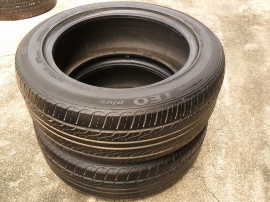 ขายยาง โตโย TOYO-teoขนาด 205/55ขอบ16นิ้ว ปี10 เส้นละ350บาท(มี 2 เส้น=600บ)