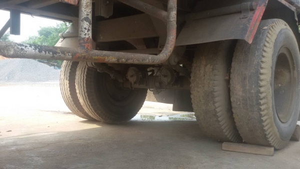 ขายลูกพ่วง2คาน สภาพสวยพร้อมใช้งาน  เอกสารพร้อมโอน สนใจโทร090-8588220คุณนะ ID:narong498 หรือwww.truck.in.th/498