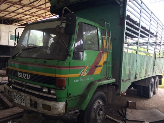 10ล้อร็อคกี้เพลาเดียว ห้างแท้175แรงFVM12QYช่วงยาว กระบะคอกเหล็ก7ม.ช่วงล้อ5ม. หัวบาง เครื่องสวย คัสซีสวย เล่มพร้อม... 10ล้อร็อคกี้เพลาเดียว ห้างแท้175แรงFVM12QYช่วงยาว กระบะคอกเหล็ก7ม.ช่วงล้อ5ม. หัวบาง เครื่องสวย คัสซีสวย เล่มพร้อม...