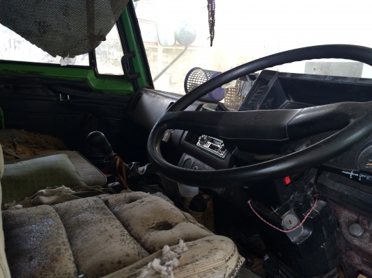 10ล้อร็อคกี้เพลาเดียว ห้างแท้175แรงFVM12QYช่วงยาว กระบะคอกเหล็ก7ม.ช่วงล้อ5ม. หัวบาง เครื่องสวย คัสซีสวย เล่มพร้อม... 10ล้อร็อคกี้เพลาเดียว ห้างแท้175แรงFVM12QYช่วงยาว กระบะคอกเหล็ก7ม.ช่วงล้อ5ม. หัวบาง เครื่องสวย คัสซีสวย เล่มพร้อม...