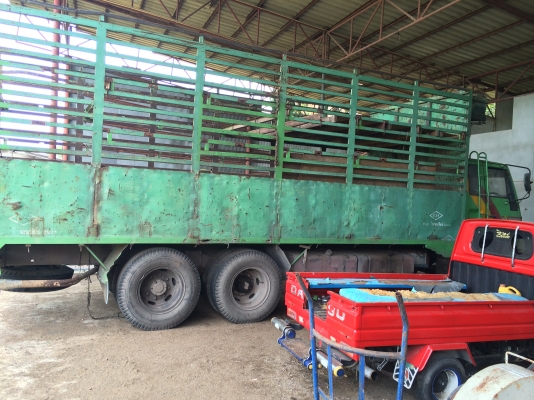 10ล้อร็อคกี้เพลาเดียว ห้างแท้175แรงFVM12QYช่วงยาว กระบะคอกเหล็ก7ม.ช่วงล้อ5ม. หัวบาง เครื่องสวย คัสซีสวย เล่มพร้อม... 10ล้อร็อคกี้เพลาเดียว ห้างแท้175แรงFVM12QYช่วงยาว กระบะคอกเหล็ก7ม.ช่วงล้อ5ม. หัวบาง เครื่องสวย คัสซีสวย เล่มพร้อม...