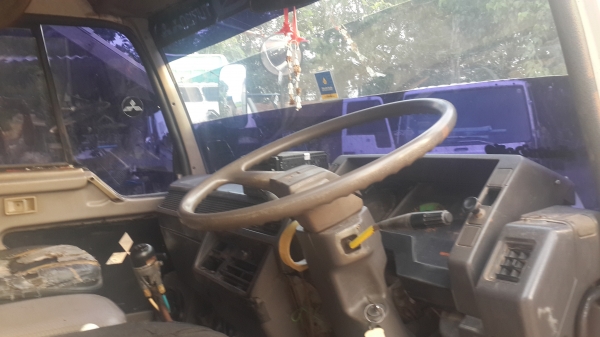 ขายด่วนไอ้หลงโบสองเพลาดั้มซีเรี่ยนสูงFN527MTF 7084สภาพสวยโทร0843923995