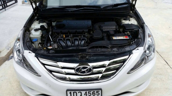 ขายรถ HYUNDAI SONATA SPORT 2.0 S วิ่ง 70,000 กิโล