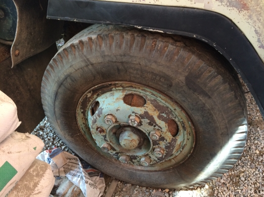 (ขาย6ล้อ2คัน)6ล้อISUZU NPR 115แรงและFSR 145แรง..รถห้างแท้ เล่มพร้อม ขายคู่หรือเยก..ว่ามา