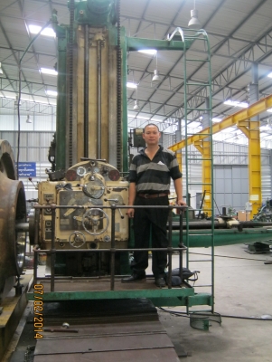 ขายเครื่องกลึง ผ่านป้อมมีด 330 ม.ม. กลึง ยาว 5790 ม.ม. ราคา 390000 บาท ขายเครื่องกลึง ผ่านป้อมมีด 330 ม.ม. กลึง ยาว 5790 ม.ม. ราคา 390000 บาท