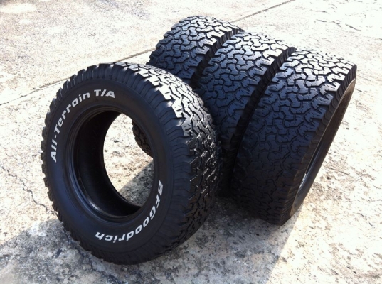 ขายยาง BF Goodrich All-terrain ขนาด 265 70 r16 ปี10