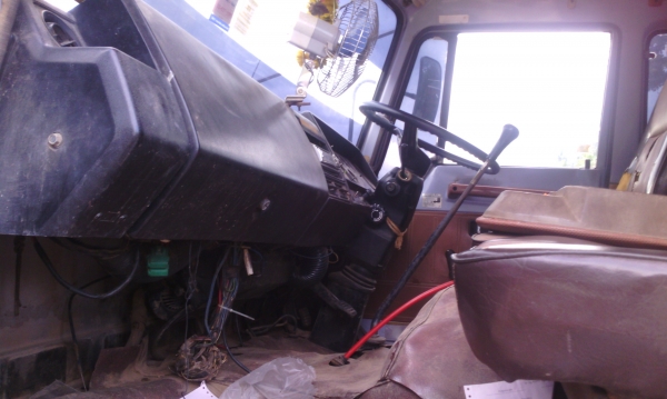 HINO 227 220 แรงม้า 2 เพลาดัมพ์