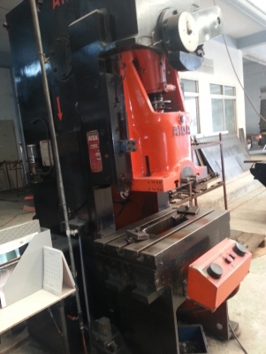 ขายเครื่องปั้ม AIDA ขนาด 55 Tons ราคา 180,000 บาท เลิกกิจการ