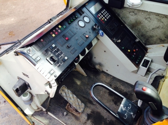 ขายรถเครน TANADO 60 ตัน ปี 1999 ขายรถเครน TANADO 60 ตัน ปี 1999