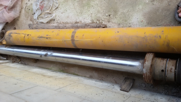 ขายกระบอกอาร์มpc200-3