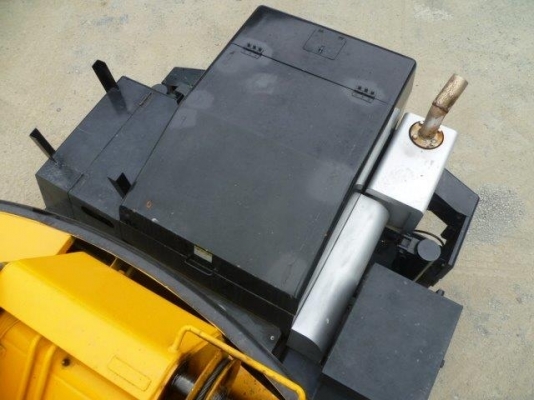 ขายรถเครน TONADO TR100ML 10 ตัน ปี 1996 ขายรถเครน TONADO TR100ML 10 ตัน ปี 1996