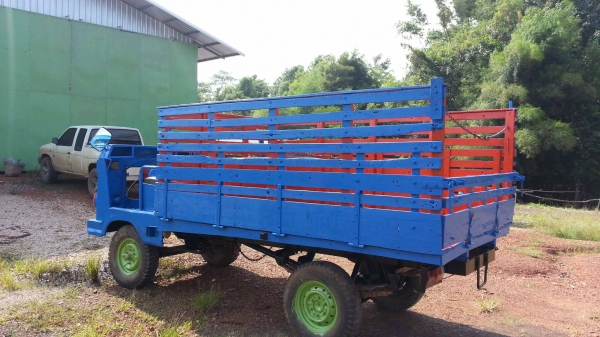 ขายอีแต๋นพร้อมใช้งานเปิดข้างได้ สตาร์ทกุญแจ และสตาร์ทมือหมุนได้