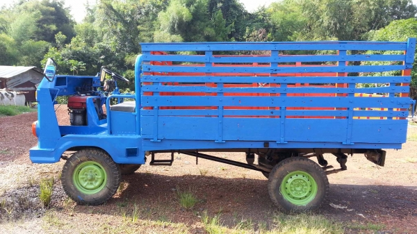 ขายอีแต๋นพร้อมใช้งานเปิดข้างได้ สตาร์ทกุญแจ และสตาร์ทมือหมุนได้