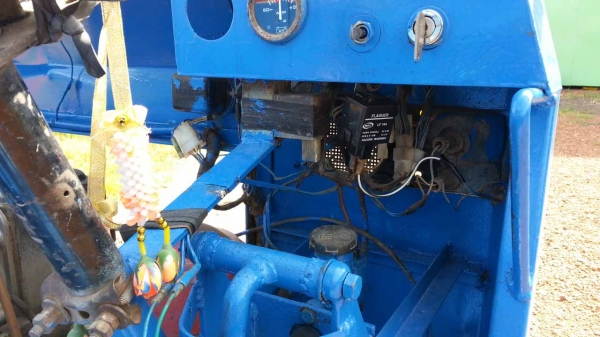 ขายอีแต๋นพร้อมใช้งานเปิดข้างได้ สตาร์ทกุญแจ และสตาร์ทมือหมุนได้