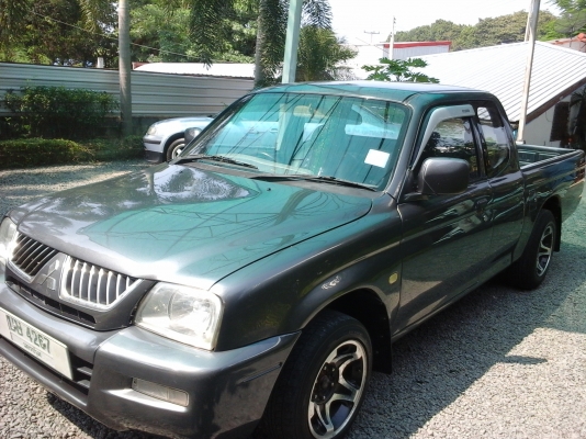 ขาย Strada ปี 2543 ราคา 138,000 ลดเหลือ128,000 !!