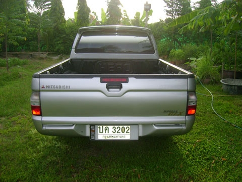 MITSUBISHI STADA MEKA CAB 2.8 TURBO