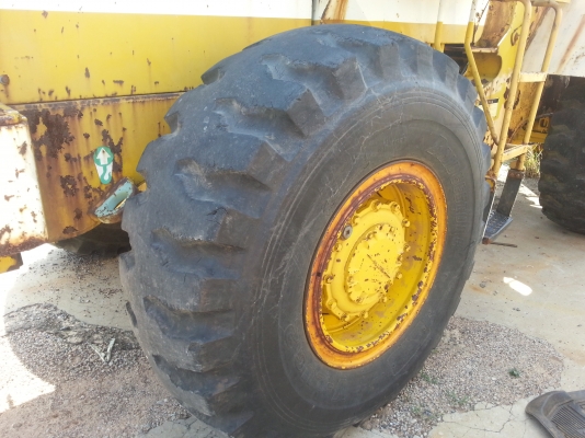 ขายรถตัก CAT 936Z ขายรถตัก CAT 936Z