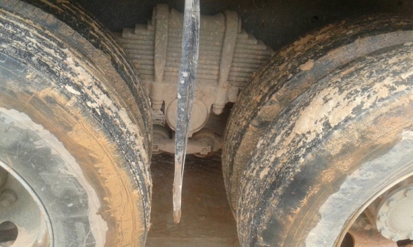 รถอีซูซุ 10 ล้อดั้ม 360 แรงม้า. ปี 55 ( ขายแม่ , ลูก ) , ( รถวิ่ง 2xx,xxx กม. ) สนใจติดต่อ 081 - 6079515 รถอีซูซุ 10 ล้อดั้ม 360 แรงม้า. ปี 55 ( ขายแม่ , ลูก ) , ( รถวิ่ง 2xx,xxx กม. ) สนใจติดต่อ 081 - 6079515