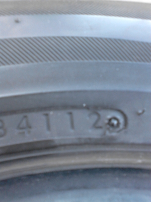 215/60R16 BRIDGESTONE TURANZA  GR90 ปี2012  มี 3  เส้น   TEL.081-427-3941