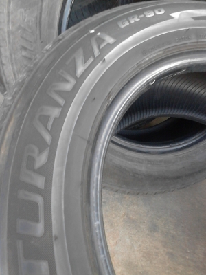 215/60R16 BRIDGESTONE TURANZA  GR90 ปี2012  มี 3  เส้น   TEL.081-427-3941