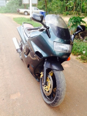 ขาย zzr 1100 เอกสารอินวอย ขายถูกๆครับ