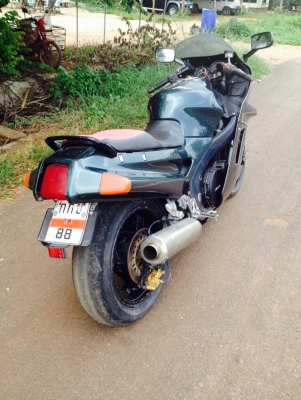ขาย zzr 1100 เอกสารอินวอย ขายถูกๆครับ