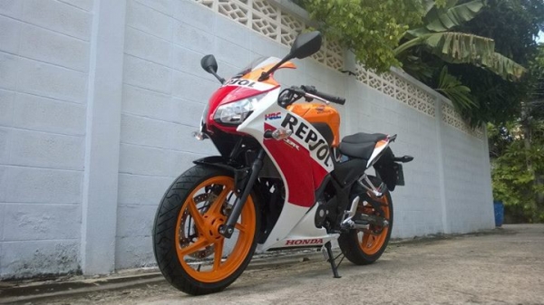 CBR300 2014 Repsol Edition วิ่ง 1300 ใหม่กริ๊บมือ 1 ถูก ต่อรองได้
