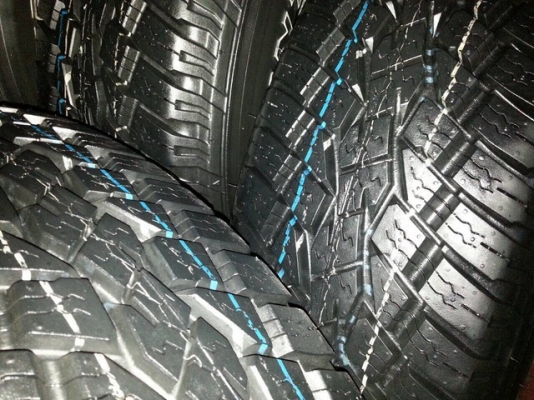 ยางใหม่  Toyo  225 x 70 x 16 ปี 14