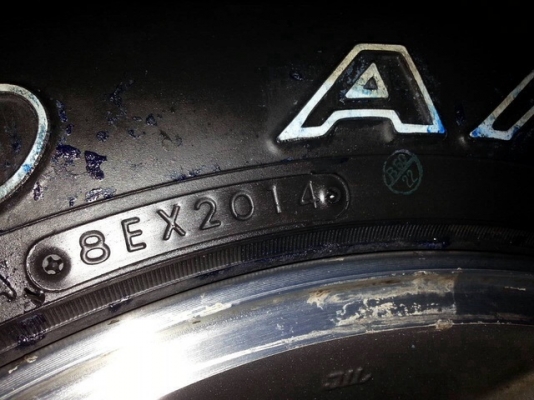 ยางใหม่  Toyo  225 x 70 x 16 ปี 14