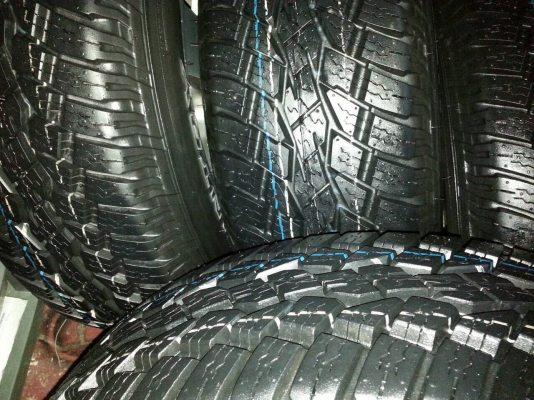 ยางใหม่  Toyo  225 x 70 x 16 ปี 14