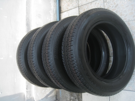 ขายยางป้ายแดง Bridgestone Turanza er370 175/65r15 ยางปี14 สนใจติดต่อเล็กคลองสามครับ 081-3747940