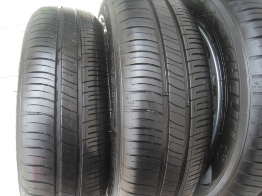 ขายล้อแม็ก Honda brio amaze 14" พร้อมยางปี13 สนใจติดต่อเล็กคลองสามครับ 081-3747940