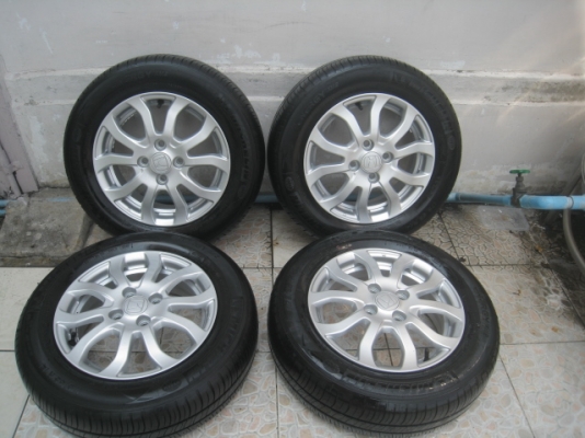 ขายล้อแม็ก Honda brio amaze 14" พร้อมยางปี13 สนใจติดต่อเล็กคลองสามครับ 081-3747940