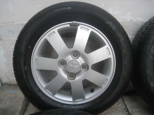 ขายล้อแม็กมือสอง Mitsu mirage 14" พร้อมยางปี13 สนใจติดต่อเล็กคลองสามครับ 081-3747940