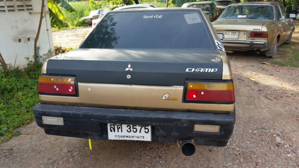 มิตซู champ ปี94 แอร์เย็น พวงมาลัยเพาเวอร์ ทะเบียนพร้อมโอน ขาย 17,000 บาท