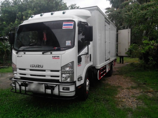 รถอีซูซุ  6  ล้อ ตู้แห้ง  NPR  150 แรงม้า. ปี 52  ( รถวิ่ง 3x,xxx กม. )    สนใจติดต่อ 081 - 6079515